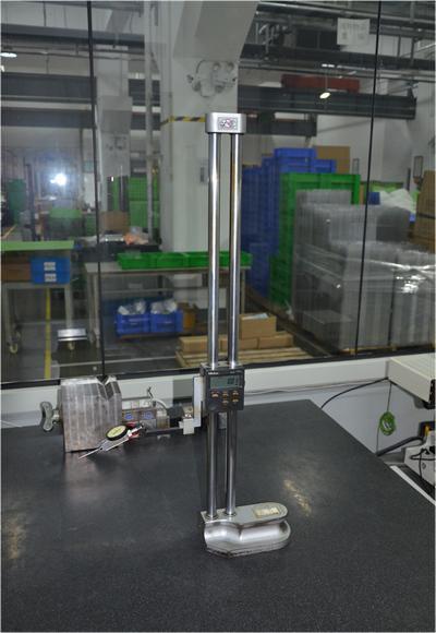 3、精密高度尺.JPG